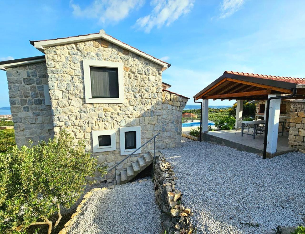 Kaštel Novi Villa Bepina, Surrounded By Sea, Olive, Vineyard מראה חיצוני תמונה