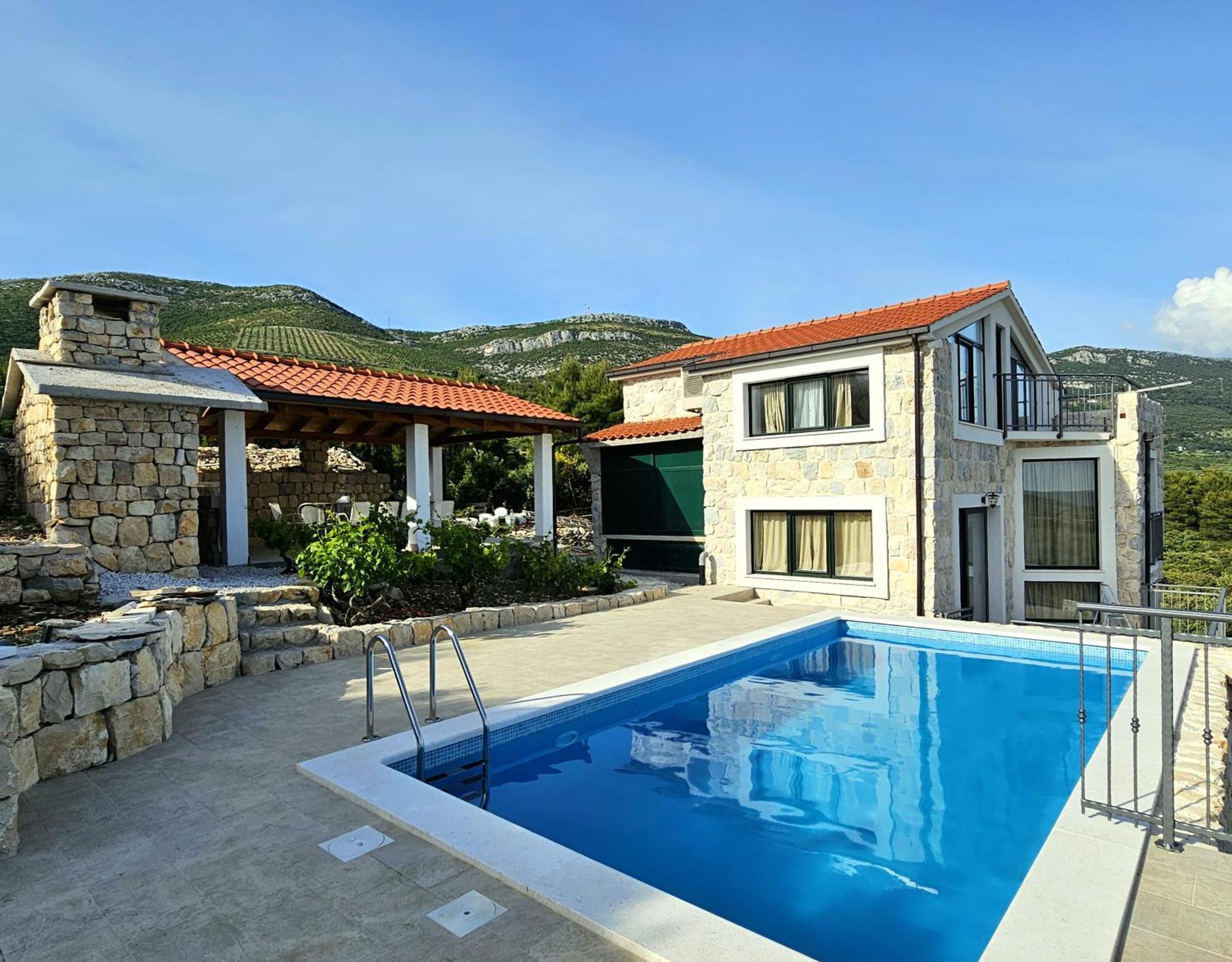 Kaštel Novi Villa Bepina, Surrounded By Sea, Olive, Vineyard מראה חיצוני תמונה