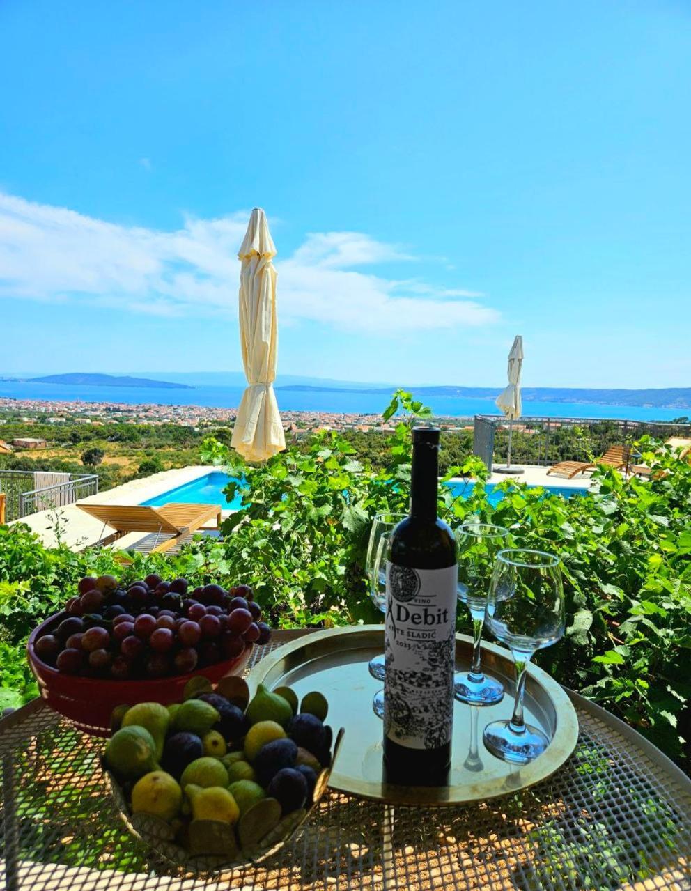 Kaštel Novi Villa Bepina, Surrounded By Sea, Olive, Vineyard מראה חיצוני תמונה